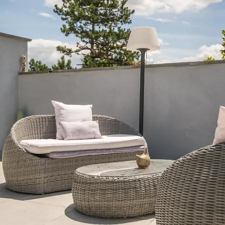 Διαμέρισμα La Terrasse, Wifi,parking,clim Μιλό