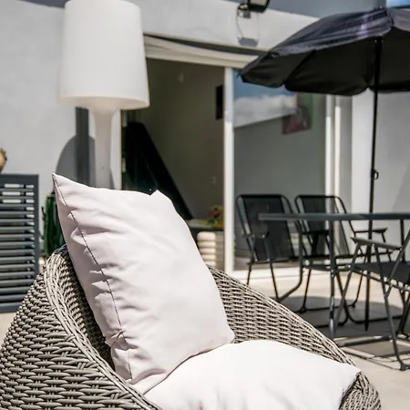 Διαμέρισμα La Terrasse, Wifi,parking,clim *